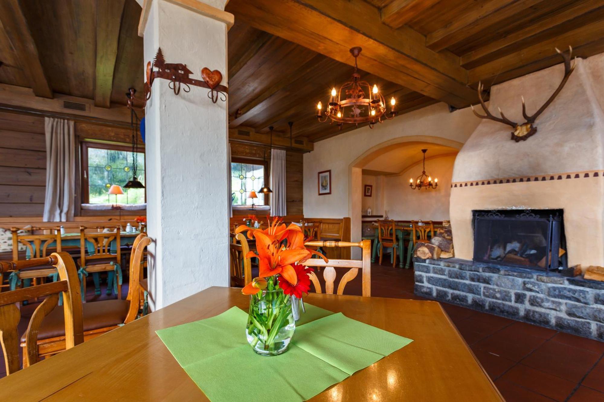 Landkomforthotel Panorama & Restaurant Bella Vista Garmisch-Partenkirchen Exterior foto